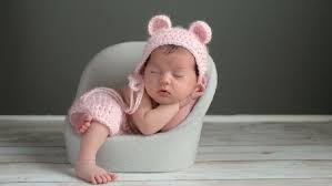 Sambil menanti kehadiran buah hati, pasti orang tua sudah mencarikan nama yang baik untuk sang buah hati. 100 Inspirasi Nama Bayi Perempuan Modern A Z Tips Memilih Nama Yang Baik