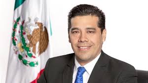 Presenta Leo Montañez al gabinete municipal