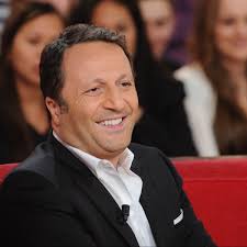 Arthur papa poule : l'animateur dévoile une rare photo de son fils Aaron