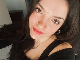 I Found You by Lisa Jewell is a multi-layered thriller that will deliver  you everything: mystery, romance, amnesia, revenge and unbelievable twists!  WOW! Story sucks you in from the first page and