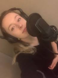 September ✓ spring ✓ overSeas Show ✓ singing ✓ I have turned 29 now, so I'm  very excited to sort out my entire life over this next year and have every  element