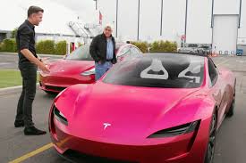 It does not disappoint with this claim, boasting performance statistics to rival super cars. How Long Does It Take To Charge A Tesla Roadster 2020