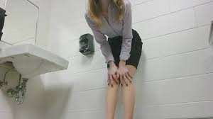 Maxisma aka Elzbieta - 2nd public bathroom stuff and cu - CamWhores