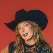 I SIGNED A RECORD DEAL WITH REPUBLIC RECORDS Y'ALL!! I've kept my head down  and done the work for so long, I finally stopped to look around and see  that the work