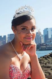 Stephanie Hyppolite's Instagram, Twitter & Facebook