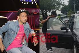 Jelas zizan atau nama sebenarnya muhammad razizan abdul razak, penyesalan. Padu Zan Jarang Ada Artis Macam Ni Redah Jalan Sesak Untuk Bantu Wanita Kereta Rosak Tindakan Zizan Razak Ini Raih Pujian Semua Media Hiburan