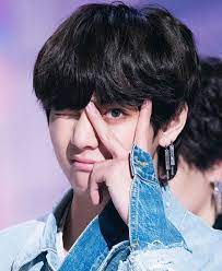 V Kim Taehuyng New Image In Fake Love Bts V Fakelove Kimtaehuyng Taehyung Bts Taehyung Kim Taehyung