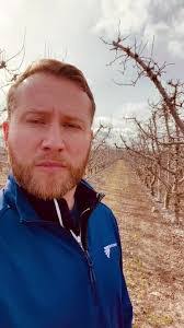 Mike Cothern's Instagram, Twitter & Facebook