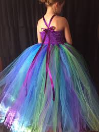 Puoi scegliere abiti per la ragazza che trasportano fiori identici ai tuoi abiti da damigella! Ø§Ù„ÙƒØ±Ø¨ÙˆÙ‡ÙŠØ¯Ø±Ø§Øª Ø§Ø±ÙØ¹ ØªÙ†Ø´Ø£ Vestiti Da Principessa Per Carnevale Ffigh Org