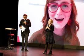 Margo Cash's Instagram, Twitter & Facebook