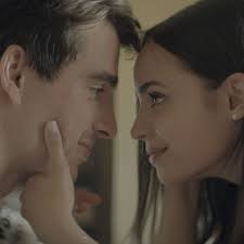 Yellowjackets” Star Samantha Hanratty Talks Misty, Fan Theories, and Being  a “Bratty Disney Kid”