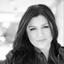 Isabel Bryan's Instagram, Twitter & Facebook