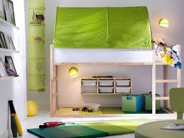 Come sfruttare lo spazio coi letti a soppalco. Cameretta In Stile Montessori Con Mobili Ikea Mamma Felice