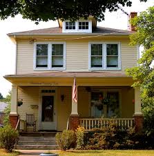 Exceptional home bungalow architecture designs. Bungalow Style Houses Characteristics Paint Colors And History Dengarden