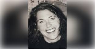 Alison Dowd's Instagram, Twitter & Facebook