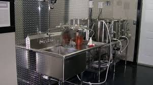 Ridiculous Homebrew Setup Guy Did An Addition To His House Fabrica De Cerveja Cerveja Caseira Cervejas Artesanais