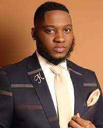 Kenneth Christoff's Instagram, Twitter & Facebook