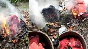 Maybe you would like to learn more about one of these? Viral Seorang Wanita Sengaja Bakar Ulos Batak Alasannya Tak Mau Lagi Tertipu Dengan Debata Halaman All Tribun Medan