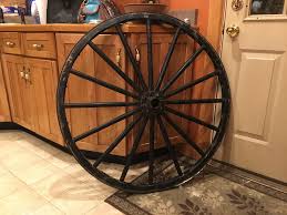 The wooden spool will be placed here on the wheel. Holiday Diy Wagon Wheel Wreath Horse Nation
