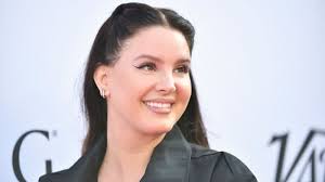 Por que Lana Del Rey escolheu só uma cidade para ter outdoor de divulgação  do novo álbum?