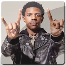 The best gifs for a boogie wit da hoodie. A Boogie Wit Da Hoodie Wallpapers Hd 1 0 Apk Download Com Tejinadev Aboogiewitdahoodiewallpaper Apk Free