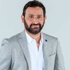 Manaudou en couple avec un chanteur, dujardin: Cyril Hanouna Agent Manager Publicist Contact Info