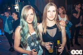 Online dating is the fastest and most convenient way to meet new people these days plus, match highlights a social event calendars for members who are tired of online dating and want to meet single ladies in person. Best Places To Meet Girls In Duisburg Dating Guide Worlddatingguides