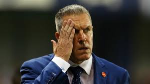 El técnico de mayor experiencia en MLS en problemas, ¿peligra el puesto de Peter  Vermes al frente de Sporting Kansas City?