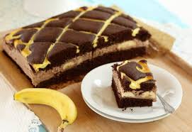 Schoko Steppdeckenkuchen Mit Puddingbuttercreme Und Frischen Bananen Rezept Und Video Steppdeckenkuchen Kuchen Schoko Bananen Kuchen Blech