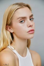 Daniela Washington's Instagram, Twitter & Facebook