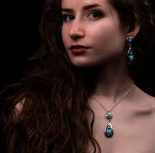 Thunderbird Sylvia V1 Pendant