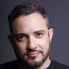 Bryan Fernandes dans personnes