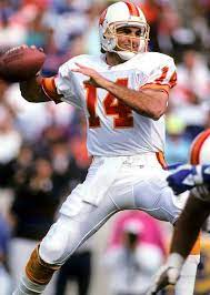 Vinny Testaverde Tampa Bay Bucs Qb During The Late 80 S And Early 90 S The City Of Tampa Treated Him Buccaneers Football Nfl Football Players Tampa Bay Bucs