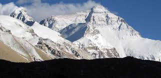 Auf dem weg zum nächsten rekord versuchen der britische bergsteiger stand dabei auf dem gipfel des mount everest, 8850 meter über dem meer. Mount Everest 8 848 M Expedition Und Besteigung Mit Deutschem Expeditionsleiter Everest Amical Alpin Die Bergschule Fur Expeditionen Trekking Alpenuberquerung Wandern Alpin Kurse