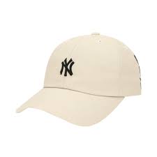Either with a classic mlb jersey or the perfect baseball cap, celebrate the spirit of major league baseball with. Mlb Mlb Cap New York Yankees 32cpki911 50b Beige Unisex Central Co Th