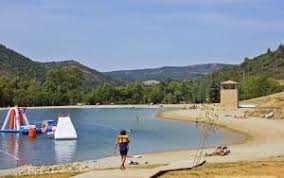Sa construction a commencé en 1272 e. Quillan Tourisme Vacances Week End
