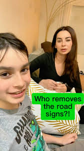 The clues couldn’t be louder 💌