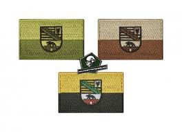Der hochwertige siebdruck sorgt für hohe farbbrillanz der fahne bei jedem wind und wetter. Patch Flagge Sachsen Anhalt Military Patches De Geared Up To The Needs