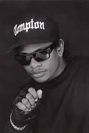 That guy in the bandana behind Eazy? That's a very young MF Doom! 2 legends  who made very different music but very cool to know they had crossed paths.  #LLEazyE #EazyE
