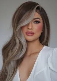 Veronica Leiva's Instagram, Twitter & Facebook