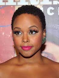 Kurze Afroamerikaner Frisuren Fur Runde Gesichter 2018 2019 Black Hairstyles For Round Faces Short Afro Hairstyles Short Hair Styles For Round Faces