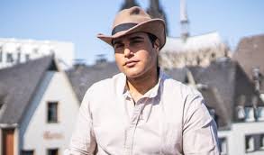 27, 2016 (ejemplar dedicado a: Diego Cortez David Ortega Koln 50667 Rtlzwei