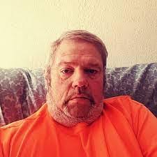 Bruce Walden's Instagram, Twitter & Facebook