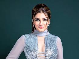 Raveena Tandon hot pic - informalnewz