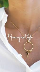 If lock down is making you feel ana is a ray of sunshine! Ana Martins Anamartinscomm Profile Pinterest