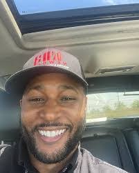 Tammy Newbill's Instagram, Twitter & Facebook