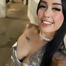 Kelly Ribeiro (@kelly_ribeiro4400) • Threads, Say more