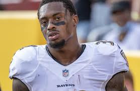 Steelers Sign Former Dolphins Safety DeShon Elliott