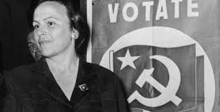 Iotti nasce il 10 aprile 1920, a regio emilia dove frequenta una scuola cattolica. Accaddeoggi 4 Dicembre 1999 Muore Nilde Iotti Pci Prima Presidente Donna Della Camera