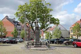 Een biervilt als geen ander. War Memorial Schepdaal Schepdaal Dilbeek Tracesofwar Com
